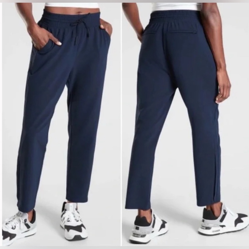 EUC Athleta Metropolis straight leg pant